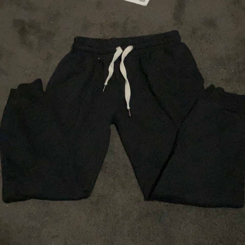 Black sweatpants
